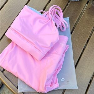 Pink Activewear Set by KEEP IT CUTE fitness as seen on instagram.